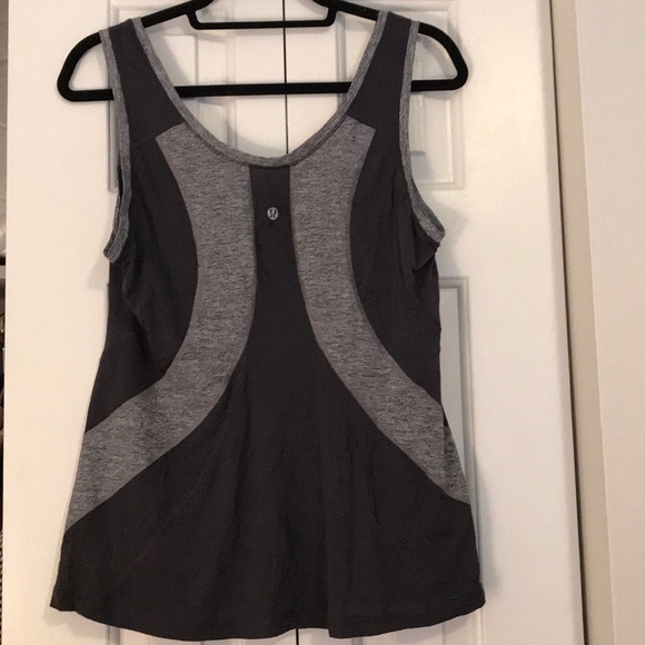 Lululemon Grey Contrasting Tank - Picture 2 of 3